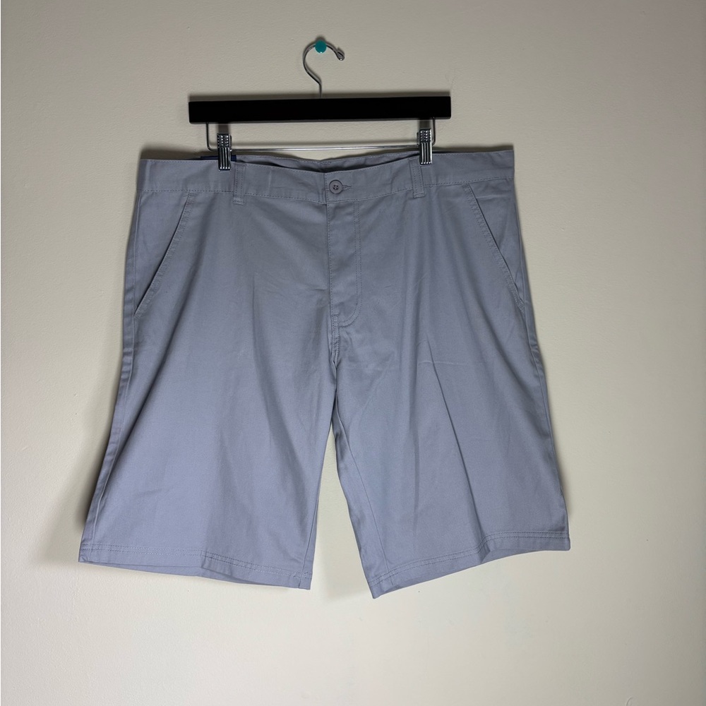 TRUE ROCK Light Gray Men's Flat Front Shorts
